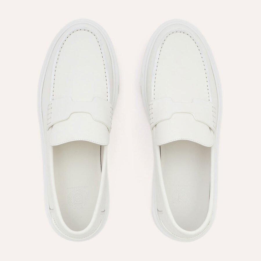 LACE-FREE CALFSKIN LOAFER - Image 2