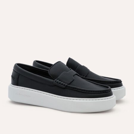 LACE-FREE LOAFER